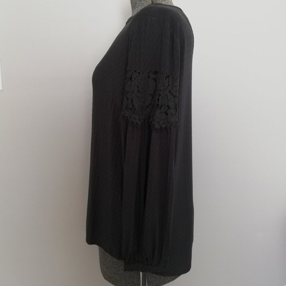 Camber & Grace Long Sleeve Blouse with Lace - Size L